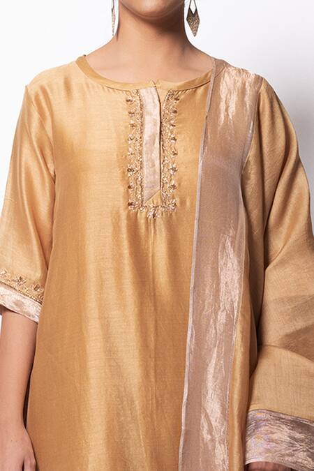 Bhavik Shah Beige Kurta Handwoven Chanderi Dupatta Chanderi Pant Cotton Set at Aza Fashions Bhavik Shah_Beige Kurta Handwoven Chanderi Dupatta Chanderi Pant Cotton Set _at_Aza_Fashions