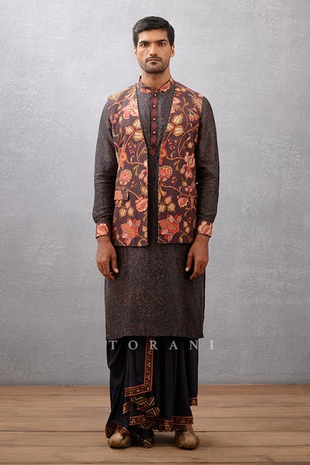 Torani Nisha Yusuf Printed Bundi & Kurta Set 