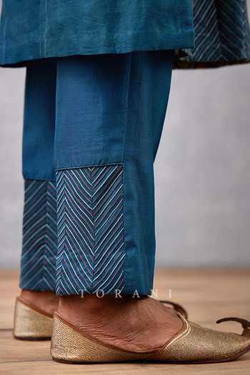 Shop_Torani_Blue Handwoven Chanderi Pintuck Neelam Zayd Kurta Set_Online_at_Aza_Fashions