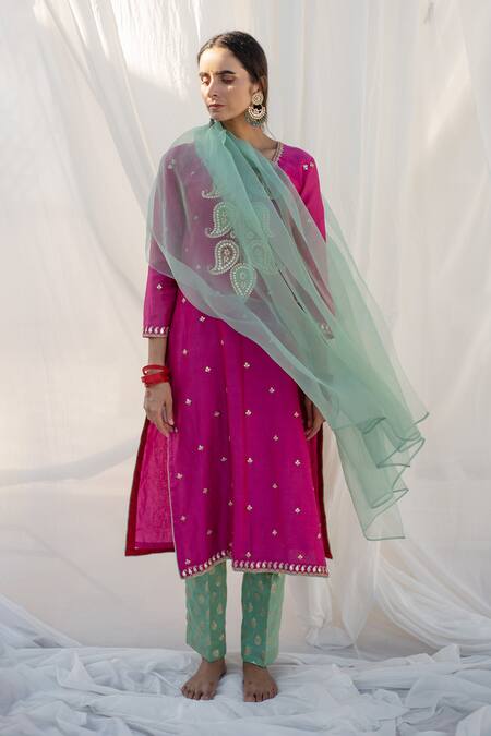 Apeksha Jain Label Pink Organza, Chanderi Sequin , Gota Patti Round Kurta Set Online at Aza Fashions Apeksha Jain Label_Pink Organza, Chanderi Sequin , Gota Patti Round Kurta Set_Online_at_Aza_Fashions