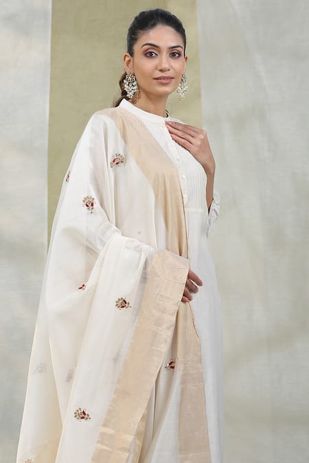 Shop_Weaver Story_White Pure Chanderi Silk And Organza Lining Cotton Thread Band Kurta Skirt Set _Online_at_Aza_Fashions