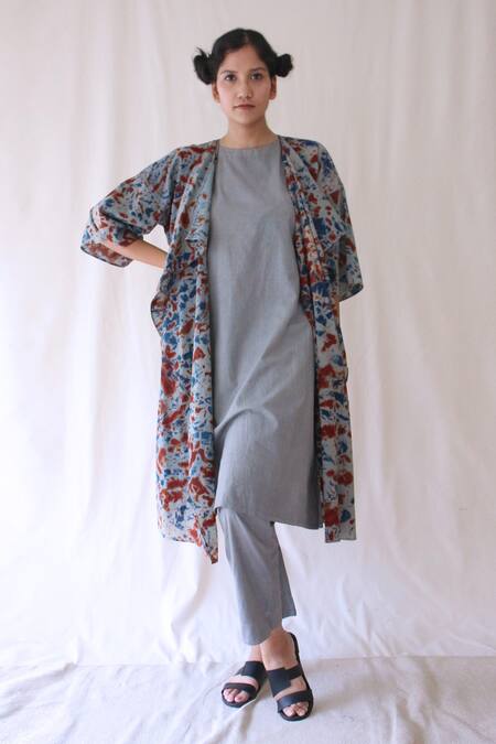 Chambray & CO._Grey 100% Organic Cotton Kurta Round Set With Printed Jacket_Online_at_Aza_Fashions