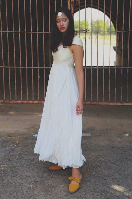 Buy Chambray & CO. White Cotton, Chanderi Silk V Neck Empire Waist Flared Dress Online at Aza Fashions Buy_Chambray & CO._White Cotton, Chanderi Silk V Neck Empire Waist Flared Dress _Online_at_Aza_Fashions