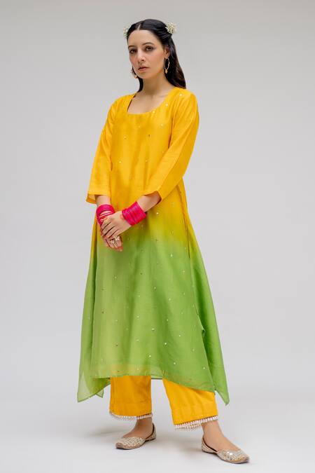 Buy Chrkha Yellow Chanderi Silk Cotton Lining Shantoon Embroidered Ombre Kurta Set For Kids Online at Aza Fashions Buy_Chrkha_Yellow Chanderi Silk Cotton Lining Shantoon Embroidered Ombre Kurta Set For Kids_Online_at_Aza_Fashions