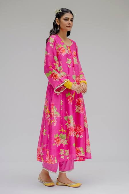 Chrkha_Pink Chanderi Silk Cotton Lining Shantoon Printed Digital Floral Kurta Set For Kids_Online_at_Aza_Fashions