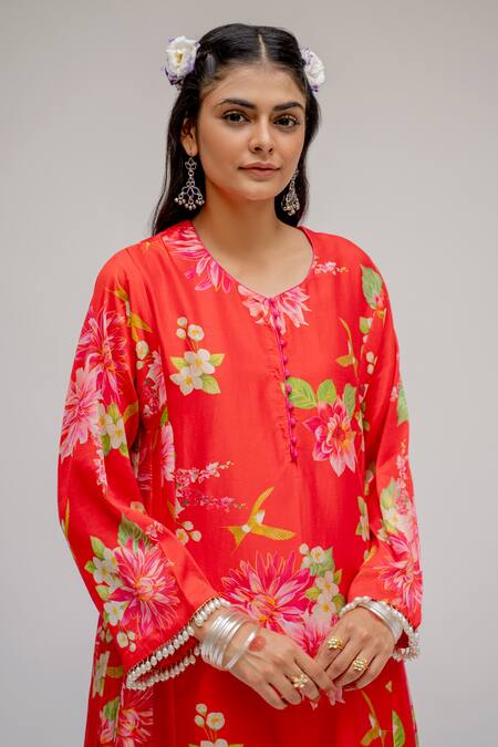 Shop_Chrkha_Red Chanderi Silk Cotton Lining Shantoon Printed Digital Floral Kurta Set For Kids_Online_at_Aza_Fashions