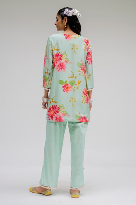 Chrkha Chanderi Silk Tunic & Pant Set 