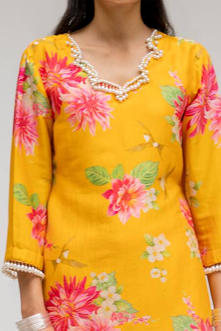Shop_Chrkha_Yellow Chanderi Silk Cotton Lining Shantoon Printed Digital Tunic And Pant Set _Online_at_Aza_Fashions