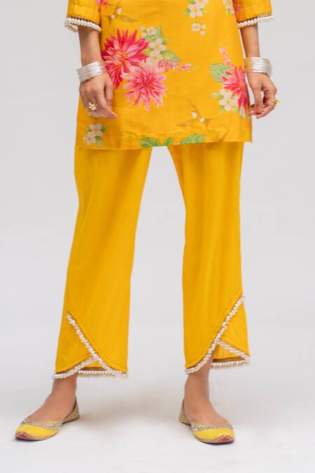 Chrkha_Yellow Chanderi Silk Cotton Lining Shantoon Printed Digital Tunic And Pant Set _at_Aza_Fashions