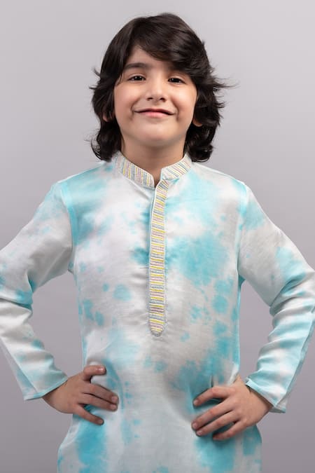 Buy Partykles Blue Cotton, Linen, Silk Sequins, Beads Tie And Dye Kurta Set Online at Aza Fashions Buy_Partykles_Blue Cotton, Linen, Silk Sequins, Beads Tie And Dye Kurta Set _Online_at_Aza_Fashions