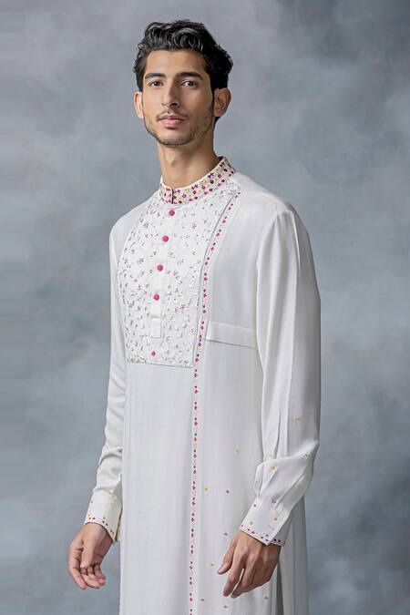 Buy_Sarab Khanijou_Ivory Moss Crepe Embroidery Thread Yoke Kurta Set _Online_at_Aza_Fashions