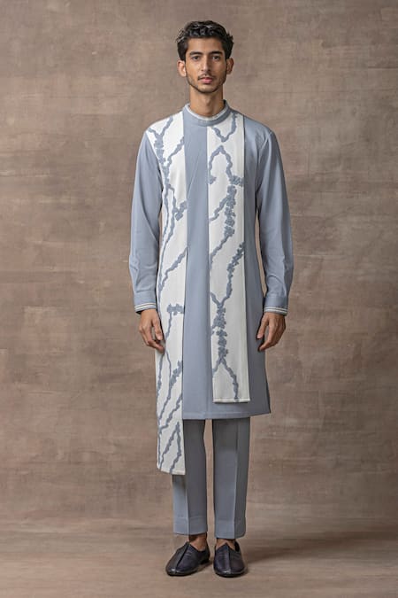 Sarab Khanijou Grey Jersey Embroidery Floral Applique Kurta Set Online at Aza Fashions Sarab Khanijou_Grey Jersey Embroidery Floral Applique Kurta Set _Online_at_Aza_Fashions
