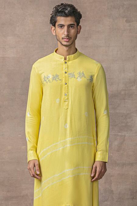 Sarab Khanijou_Yellow Moss Crepe Plain Tie Dye Full Sleeve Kurta Set _Online_at_Aza_Fashions