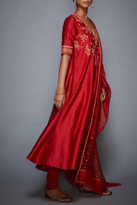 RI.Ritu Kumar_Red Cotton Silk V Neck Embroidered Kurta Set _Online_at_Aza_Fashions