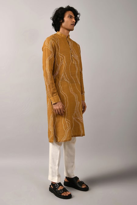 Countrymade_Yellow Handloom Cotton Kurta_Online_at_Aza_Fashions