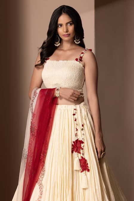 Shop Chhaya Mehrotra White Pure Habutai Silk Square Neck Crushed Lehenga Set Online at Aza Fashions Shop_Chhaya Mehrotra_White Pure Habutai Silk Square Neck Crushed Lehenga Set _Online_at_Aza_Fashions