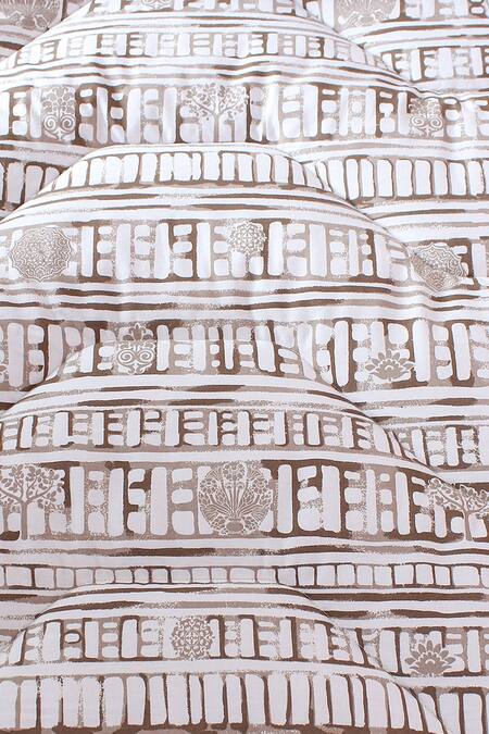 Buy House This Grey 100 % Cotton Printed Double Comforter Online at Aza Fashions Buy_House This_Grey 100 % Cotton Printed Double Comforter_Online_at_Aza_Fashions