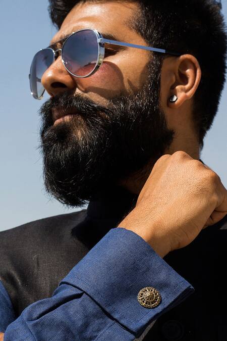 Cosa Nostraa_Gold Duo Horse Cufflink Brooch And Lapel Pin Set_Online_at_Aza_Fashions