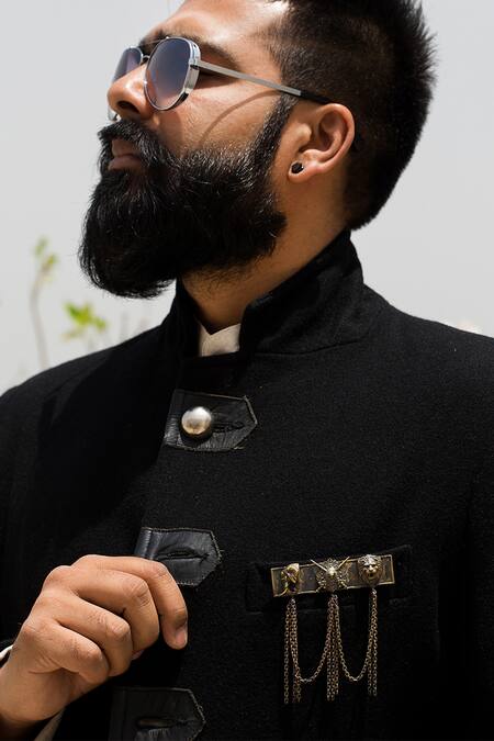 Cosa Nostraa_Gold Maharaja Cufflink Brooch And Lapel Pin Set _Online_at_Aza_Fashions