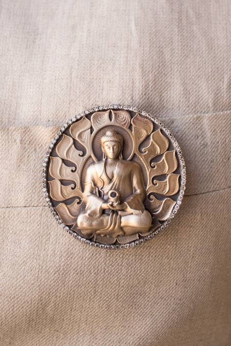 Buy Cosa Nostraa Gold Stone Buddha Brooch And Butterfly Collar Tips Set Online at Aza Fashions Buy_Cosa Nostraa_Gold Stone Buddha Brooch And Butterfly Collar Tips Set _Online_at_Aza_Fashions