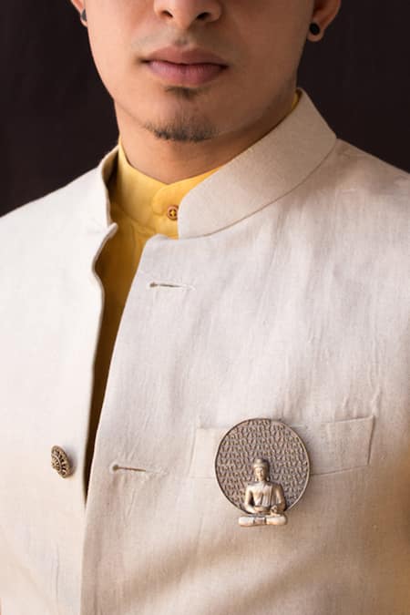 Cosa Nostraa Buddha Brooch & Sui Generis Collar Tips Set 