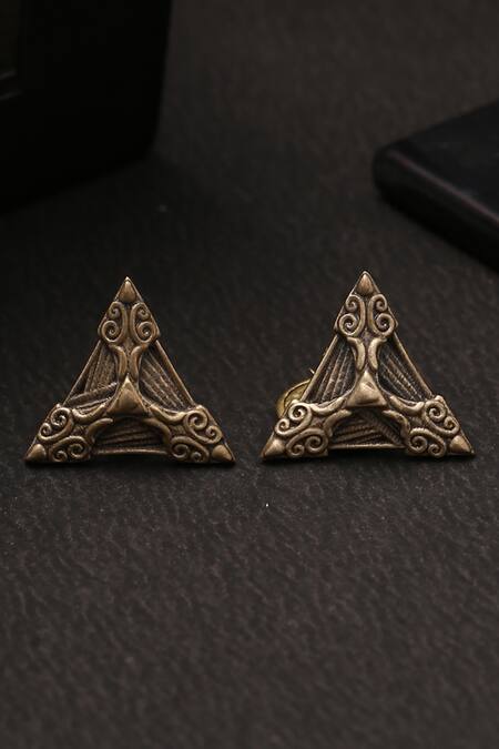 Cosa Nostraa_Gold Buddha Brooch And Sui Generis Collar Tips Set _Online_at_Aza_Fashions