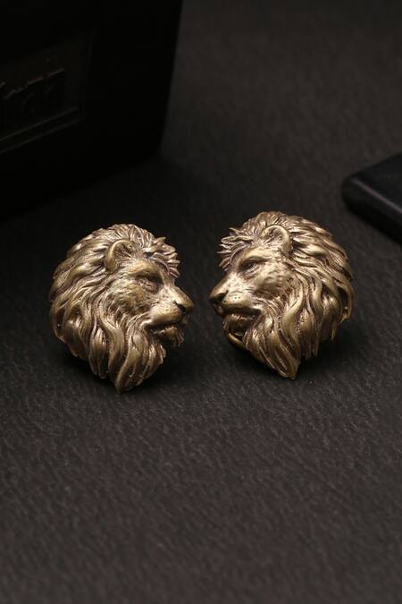 Buy Cosa Nostraa Gold Lion Of Judah And Leo Collar Tips Set Online at Aza Fashions Buy_Cosa Nostraa_Gold Lion Of Judah And Leo Collar Tips Set _Online_at_Aza_Fashions