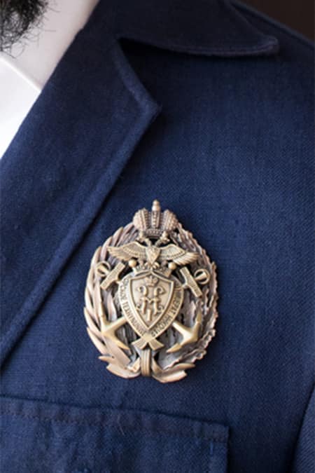 Cosa Nostraa Musahi Brooch & Knight Lion Collar Tips Set 