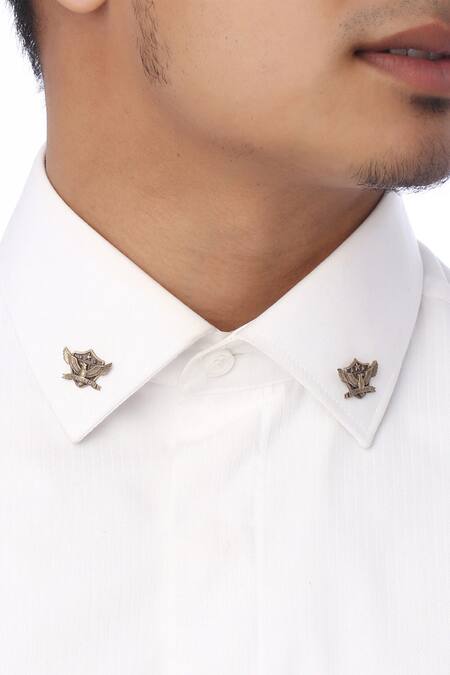 Shop_Cosa Nostraa_Gold Lion Brooch And American Eagle Collar Tips Set _Online_at_Aza_Fashions