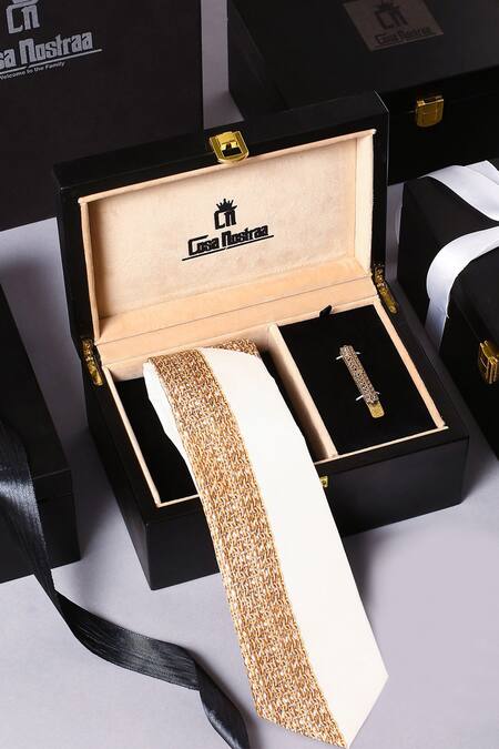 Cosa Nostraa Gold Printed The Celebration Style Box