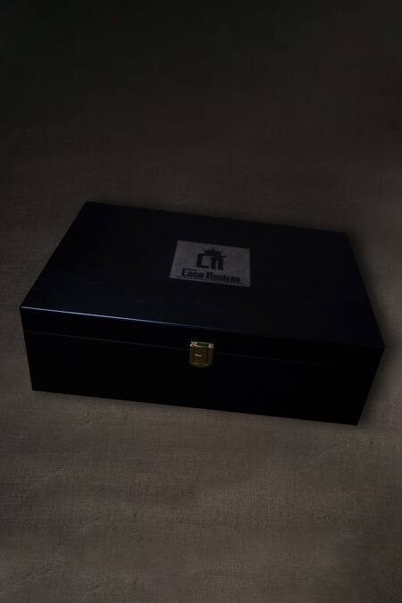 Cosa Nostraa Gold Printed The Grandiose Du Jour Box at Aza Fashions Cosa Nostraa_Gold Printed The Grandiose Du Jour Box _at_Aza_Fashions