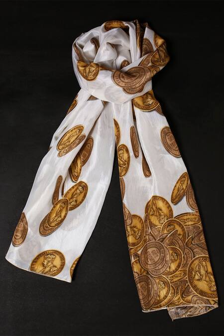 Shop_Cosa Nostraa_Gold Printed The Opulence Couture Box_Online_at_Aza_Fashions