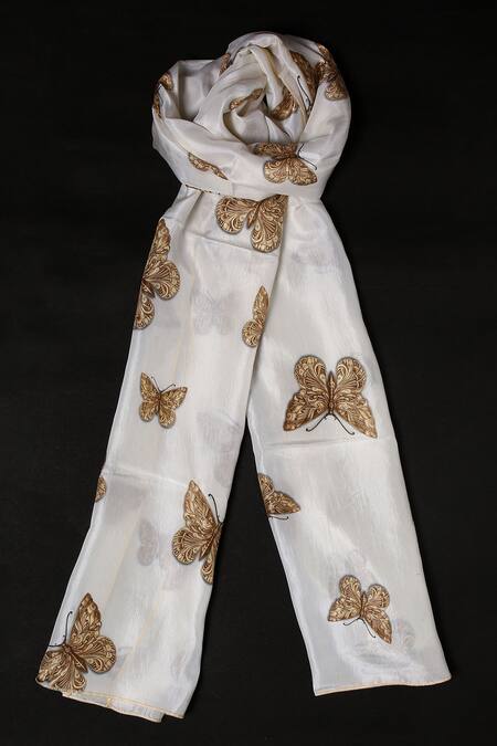 Buy Cosa Nostraa Gold Printed The Cavalier Black Box Online at Aza Fashions Buy_Cosa Nostraa_Gold Printed The Cavalier Black Box _Online_at_Aza_Fashions