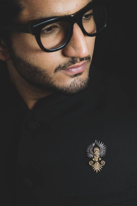 Shop Cosa Nostraa Gold The Champion Alta Moda Box Online at Aza Fashions Shop_Cosa Nostraa_Gold The Champion Alta Moda Box _Online_at_Aza_Fashions