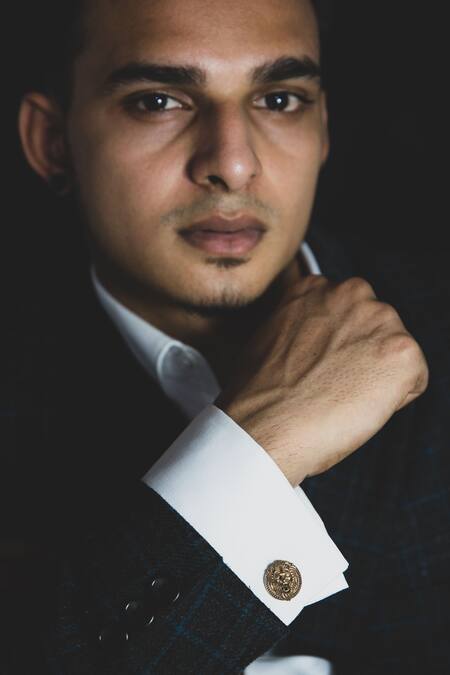 Shop Cosa Nostraa Gold Stone The Eminence Black Box Online at Aza Fashions Shop_Cosa Nostraa_Gold Stone The Eminence Black Box_Online_at_Aza_Fashions