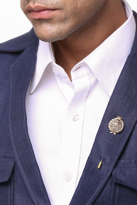 Cosa Nostraa Gold Plated Kingsman Brooch And Lapel Pin Gift Box Online at Aza Fashions Cosa Nostraa_Gold Plated Kingsman Brooch And Lapel Pin Gift Box_Online_at_Aza_Fashions