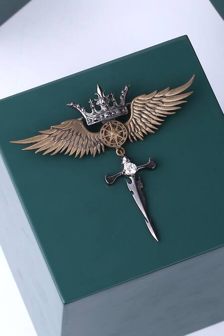 Buy Cosa Nostraa Gold Stone Crowned Phoenix Brooch And Lapel Pin Gift Box Online at Aza Fashions Buy_Cosa Nostraa_Gold Stone Crowned Phoenix Brooch And Lapel Pin Gift Box _Online_at_Aza_Fashions