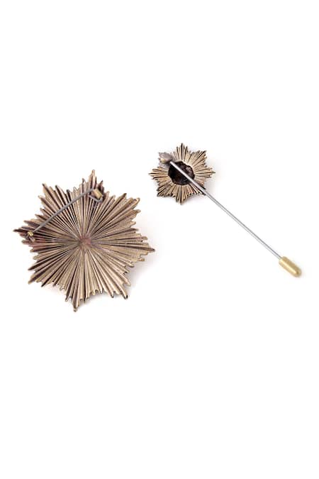 Cosa Nostraa Gold The Leo Brooch And Lapel Pin Gift Box at Aza Fashions Cosa Nostraa_Gold The Leo Brooch And Lapel Pin Gift Box _at_Aza_Fashions
