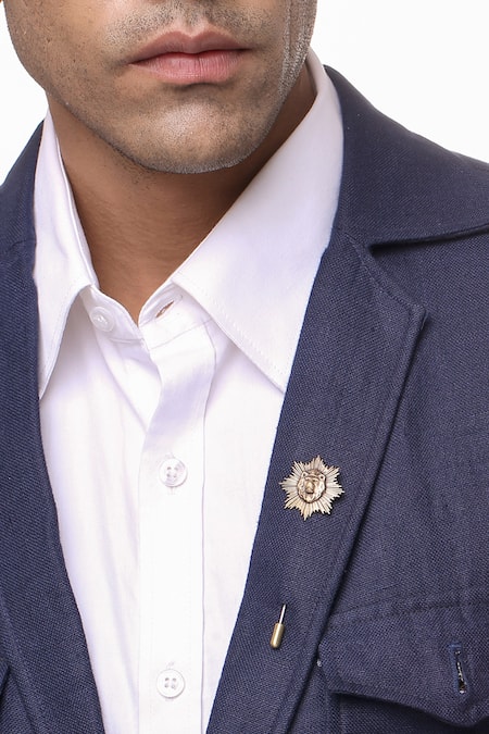 Cosa Nostraa Gold The Leo Brooch And Lapel Pin Gift Box Online at Aza Fashions Cosa Nostraa_Gold The Leo Brooch And Lapel Pin Gift Box _Online_at_Aza_Fashions
