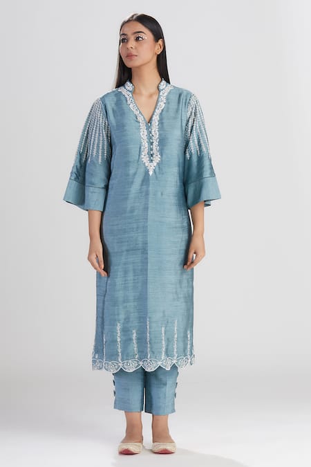Megha Bansal Blue Raw , Organza Kurta Set Online at Aza Fashions Megha Bansal_Blue Raw , Organza Kurta Set_Online_at_Aza_Fashions