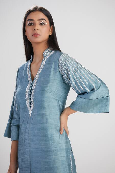 Shop Megha Bansal Blue Raw , Organza Kurta Set Online at Aza Fashions Shop_Megha Bansal_Blue Raw , Organza Kurta Set_Online_at_Aza_Fashions