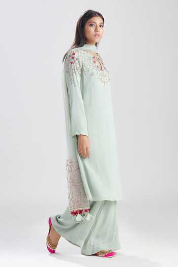 Buy_Megha Bansal_Blue Tulle, Chiffon Floral Pattern Round Adya Embroidered Bodice Kurta Set _Online_at_Aza_Fashions