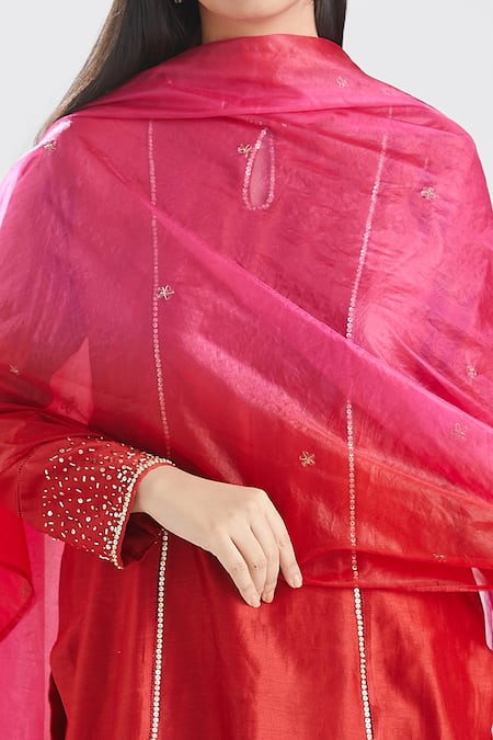 Buy Megha Bansal Red Organza, Chanderi Cut Dana, Surkh Runa Embroidered Kurta Set Online at Aza Fashions Buy_Megha Bansal_Red Organza, Chanderi Cut Dana, Surkh Runa Embroidered Kurta Set _Online_at_Aza_Fashions