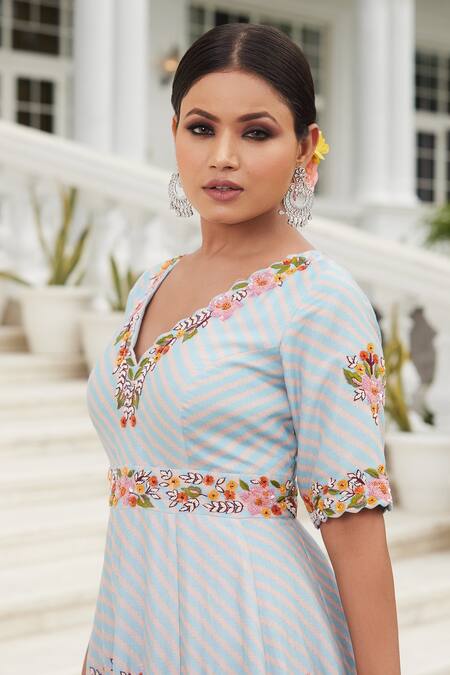 Buy_Sonia Bansal_Blue Chanderi Chevron, Floral, Animal V Neck Printed Anarkali With Dupatta _Online_at_Aza_Fashions