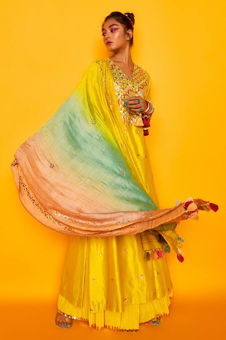 Loka By Veerali Raveshia Yellow Chanderi Silk, Tussar Silk, V Neck Ragini Kurta Sharara Set Online at Aza Fashions Loka By Veerali Raveshia_Yellow Chanderi Silk, Tussar Silk, V Neck Ragini Kurta Sharara Set _Online_at_Aza_Fashions