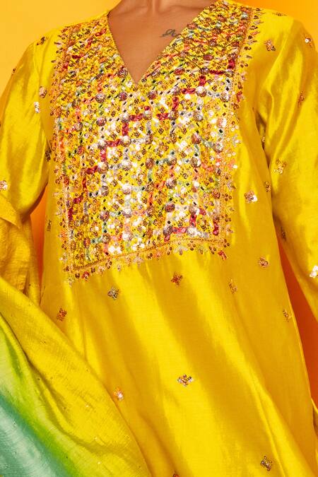 Buy Loka By Veerali Raveshia Yellow Chanderi Silk, Tussar Silk, V Neck Ragini Kurta Sharara Set Online at Aza Fashions Buy_Loka By Veerali Raveshia_Yellow Chanderi Silk, Tussar Silk, V Neck Ragini Kurta Sharara Set _Online_at_Aza_Fashions
