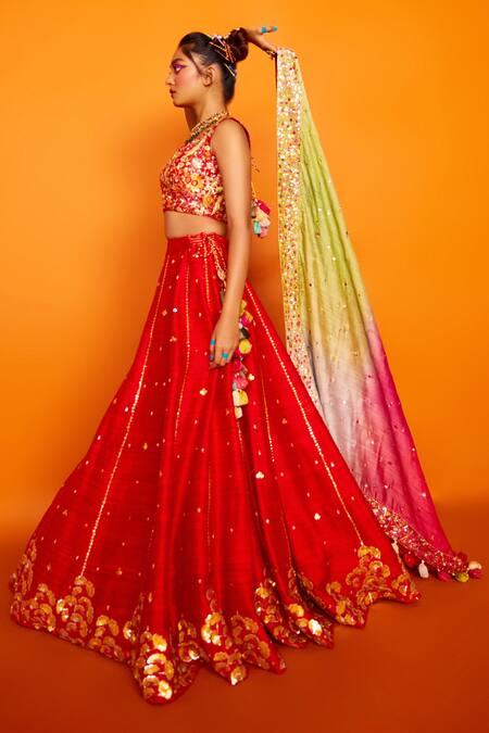 Loka By Veerali Raveshia Orange Raw , Chanderi , Tussar U Neck Gauri Bridal Lehenga Set Online at Aza Fashions Loka By Veerali Raveshia_Orange Raw , Chanderi , Tussar U Neck Gauri Bridal Lehenga Set _Online_at_Aza_Fashions