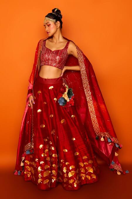 Shop_Loka by Veerali Raveshia_Red Chanderi Silk Embroidery Leaf Neck Basant Bahar Bridal Lehenga Set  _at_Aza_Fashions