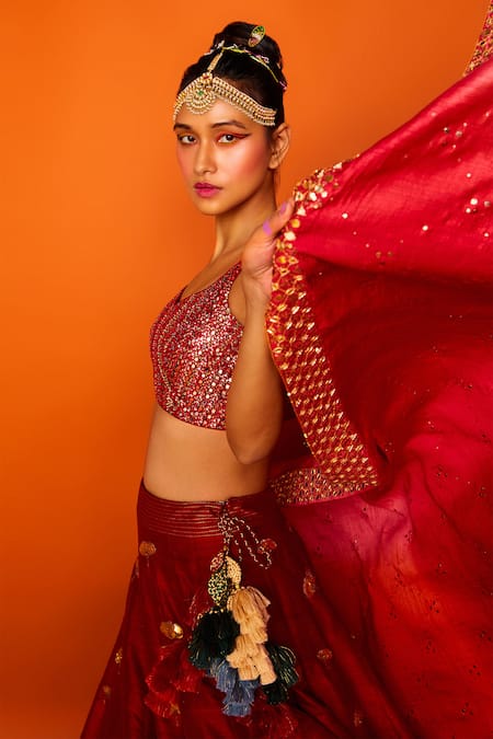 Shop_Loka by Veerali Raveshia_Red Chanderi Silk Embroidery Leaf Neck Basant Bahar Bridal Lehenga Set  _Online_at_Aza_Fashions