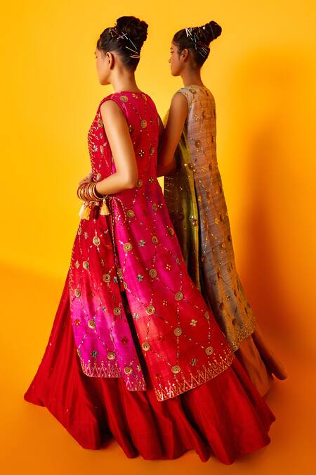 Buy Loka By Veerali Raveshia Red Raw , Dupion , Chanderi Round Sona Jacket And Lehenga Set Online at Aza Fashions Buy_Loka By Veerali Raveshia_Red Raw , Dupion , Chanderi Round Sona Jacket And Lehenga Set _Online_at_Aza_Fashions